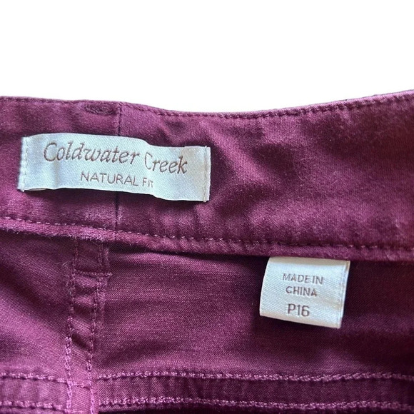 Coldwater Creek Maroon Crop Jeans size 16P women’s maroon denim - Picture 7 of 8